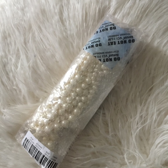 JCREW PEARL TWISTED HAMMOCK NECKLACE NWT - Picture 7 of 10